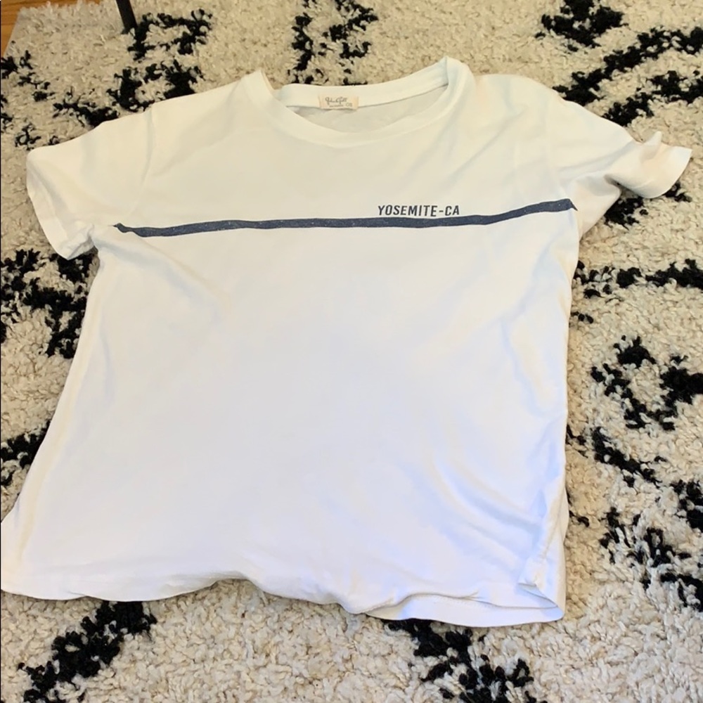brandy melville white yosemite top